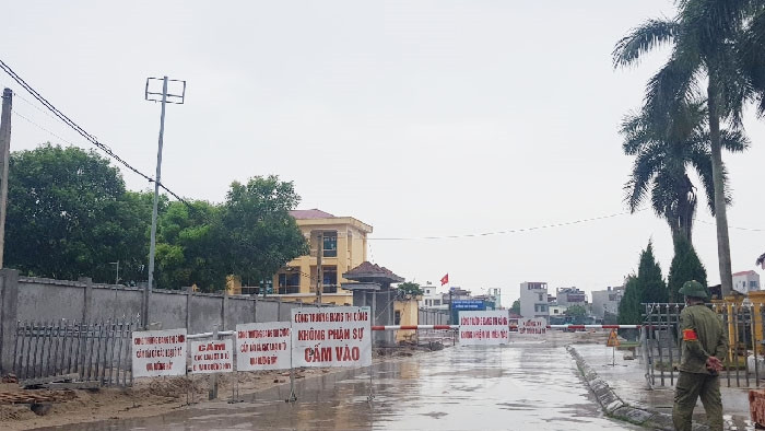 Có thể phải bán lại hồ sơ đấu giá hơn 4.900 m2 đất ở tại thị trấn Cẩm Giang